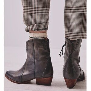 🔥FREE PEOPLE New Frontier Western Boot